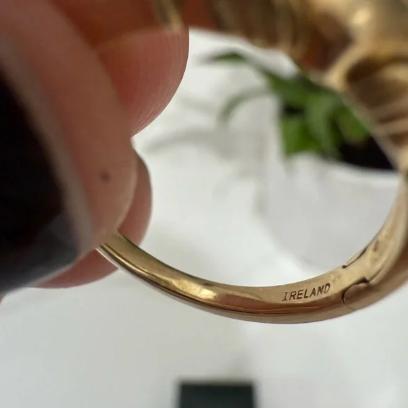 14k Gold Claddagh Eternity Ring - Picture 3 of 8